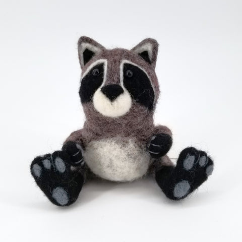 Felted Wildlife Sculptures - Arts and Heritage St. Albert