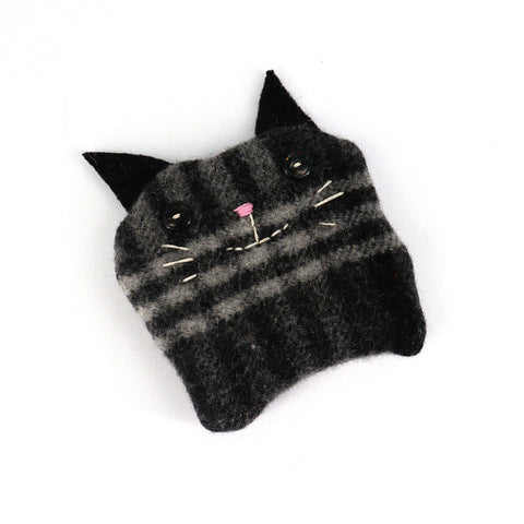 Zippered Upcycled Fabric Cat Wallet Conrad - Arts and Heritage St. Albert
