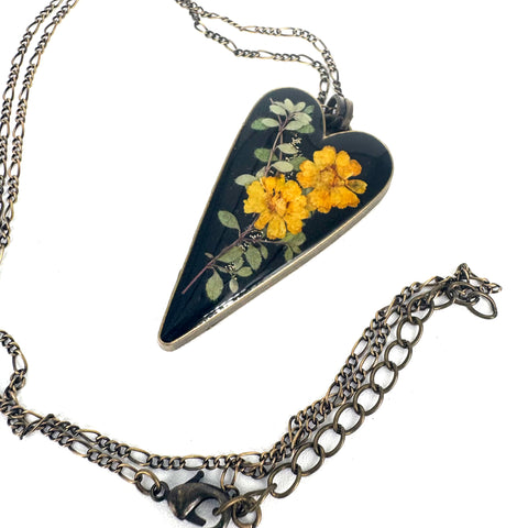 Pressed Flower Necklace Yellow Daisy Heart - Arts and Heritage St. Albert