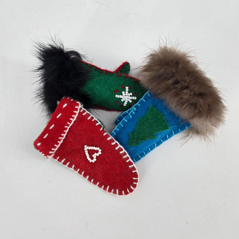 Winter Mitten Ornament - Arts and Heritage St. Albert